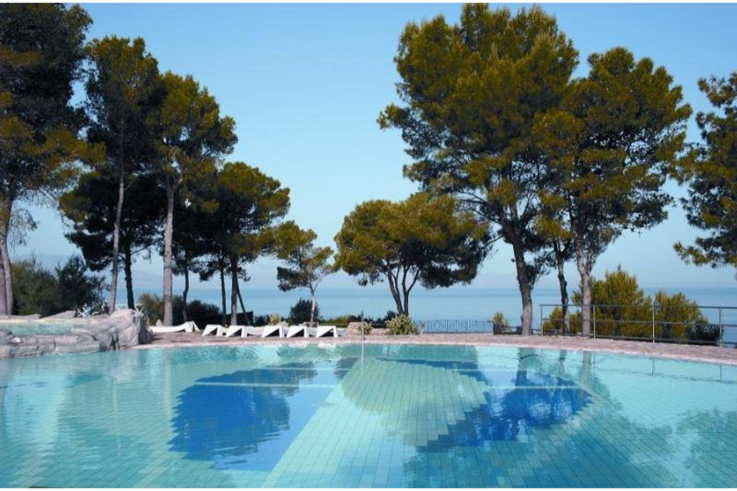 Hotel Cdshotels - Citta Del Mare 4*